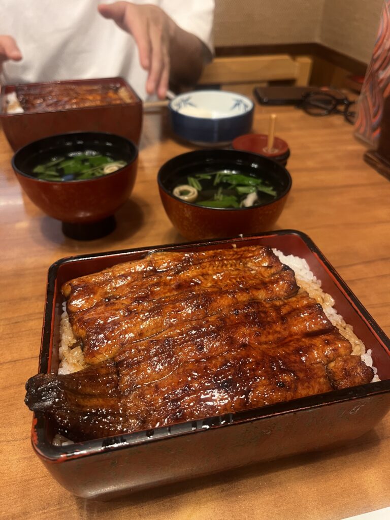 うな吉の上うな重