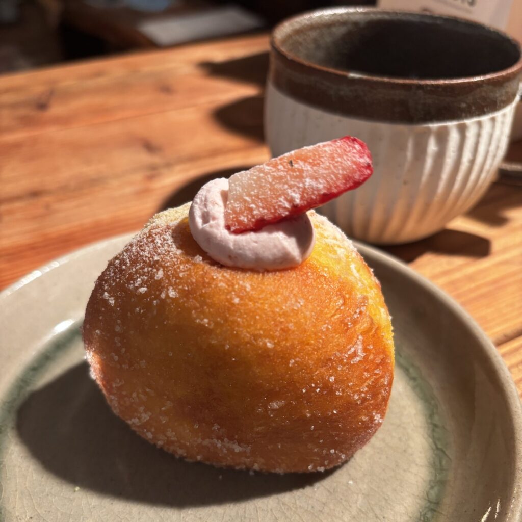 uni donutのいちご
