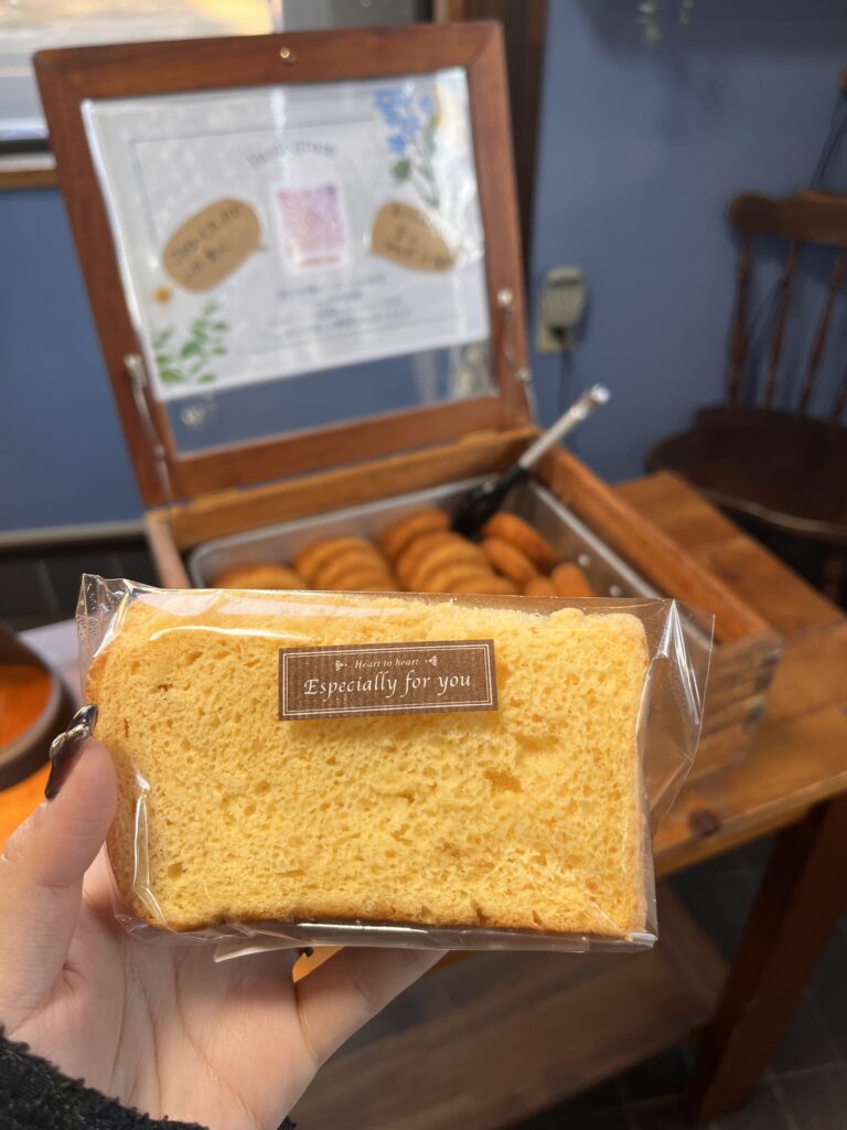 たんぽぽ豆富のおとうふさんのシフォンケーキ